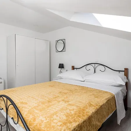 Apartment Gorgeous In Pobri With Wifi Volosko
