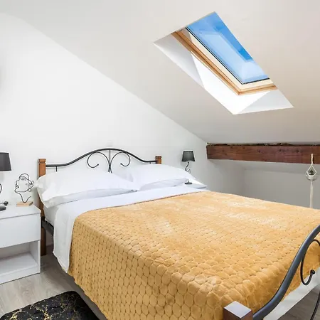 Gorgeous In Pobri With Wifi Apartment *