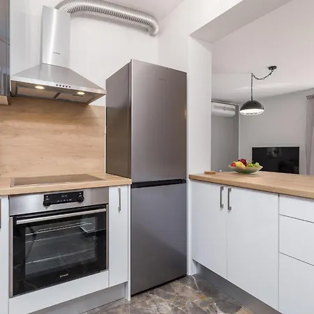 Gorgeous In Pobri With Wifi Apartment Volosko